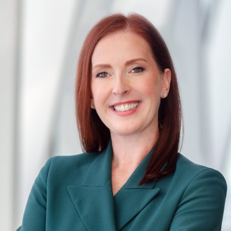 Laura Hodges Bethge    - Profile Picture